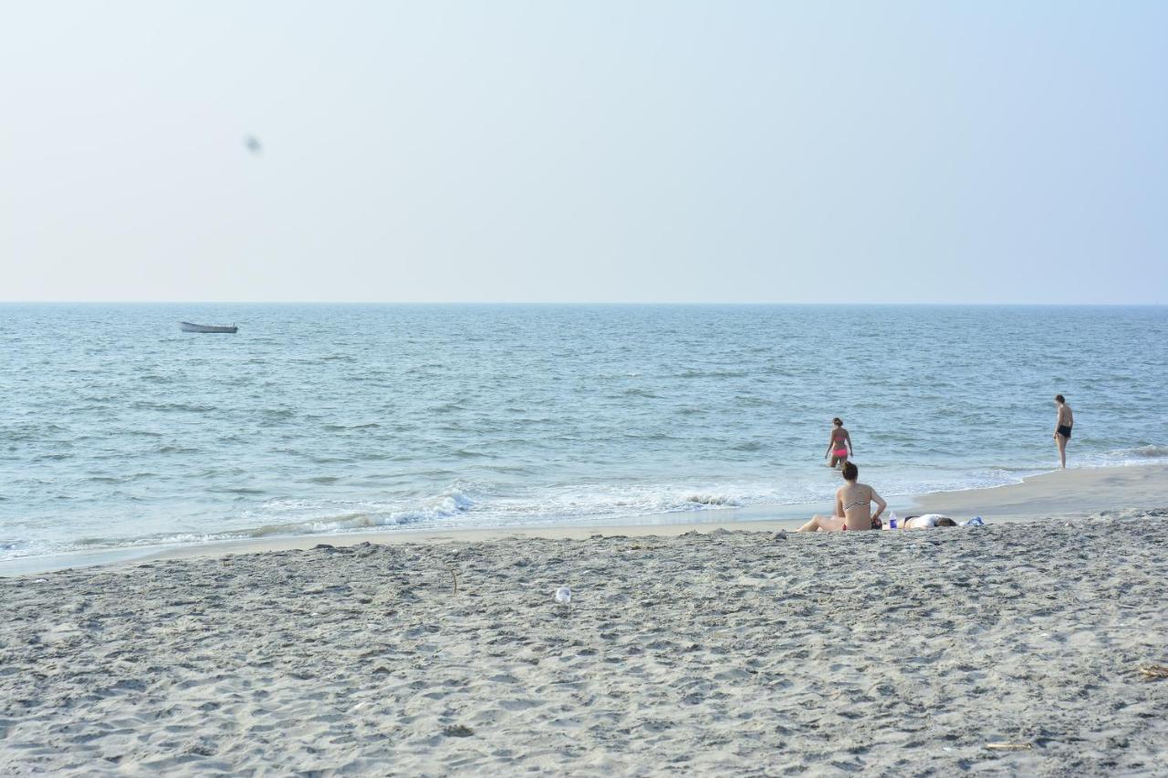 Sea Breeze Beach Home Alappuzha Экстерьер фото
