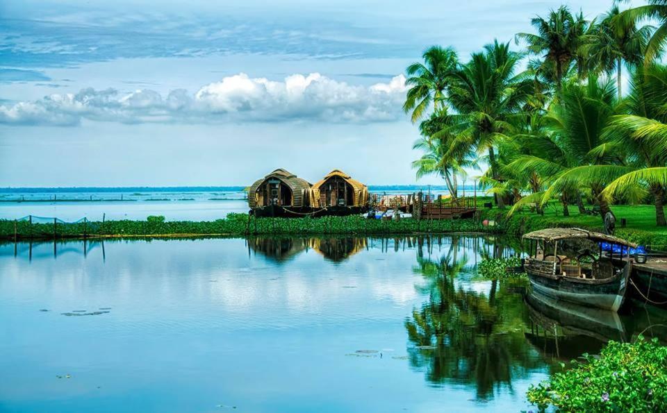 Sea Breeze Beach Home Alappuzha Экстерьер фото
