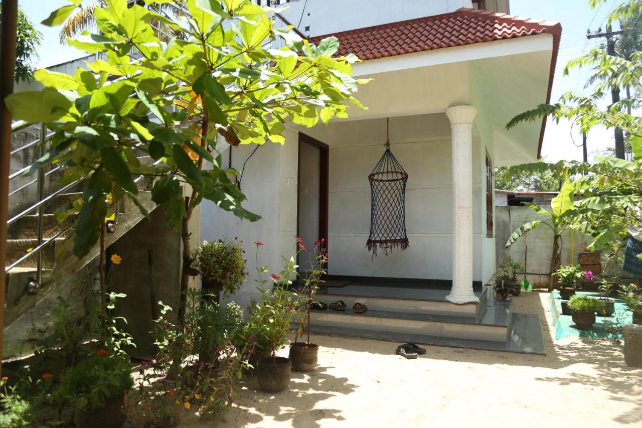 Sea Breeze Beach Home Alappuzha Экстерьер фото
