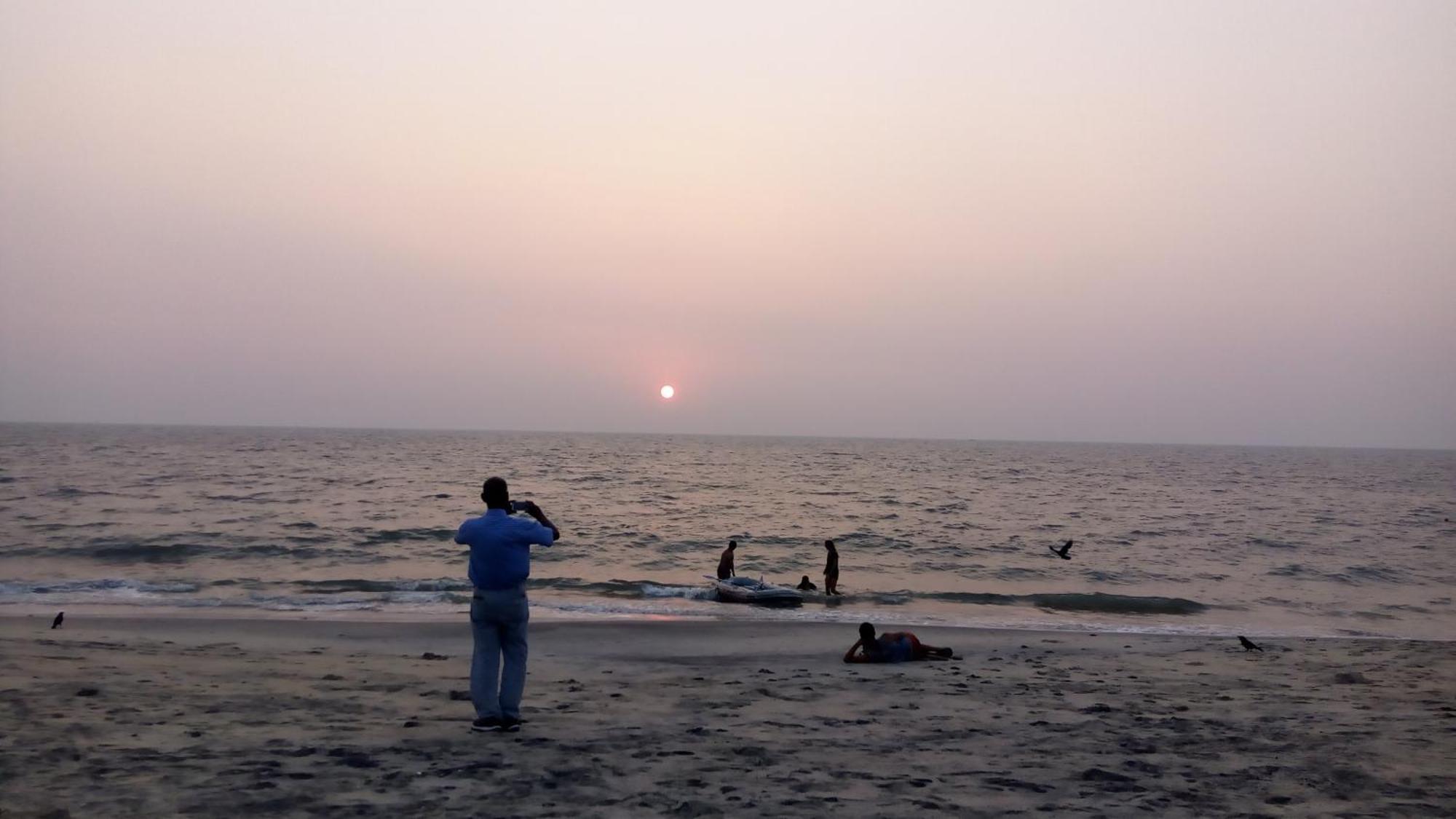 Sea Breeze Beach Home Alappuzha Экстерьер фото